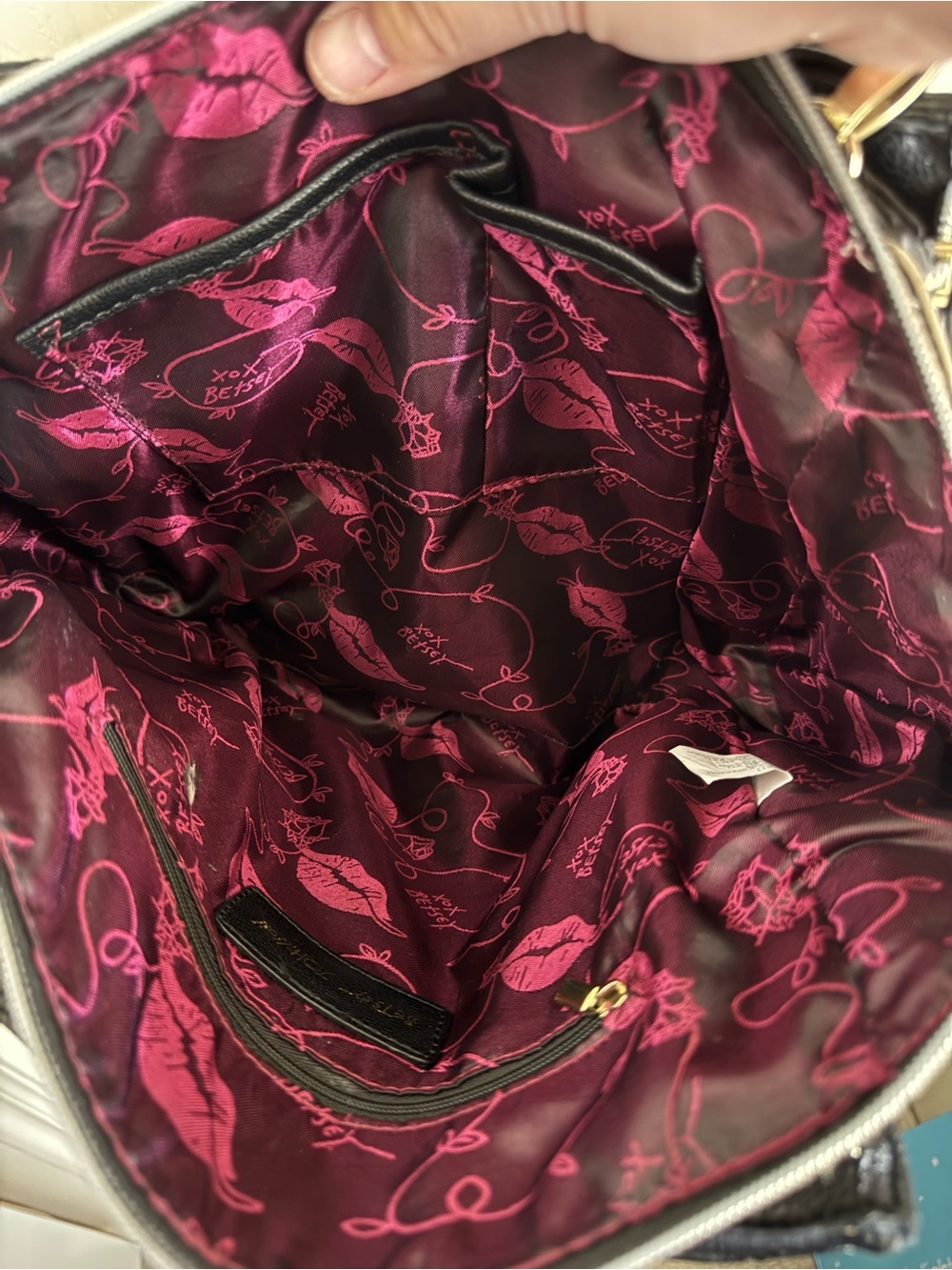Betsey Johnson Crossbody Purse - Picture 6 of 7